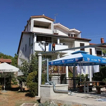 Apartmán With A Parking Space - 7203 *